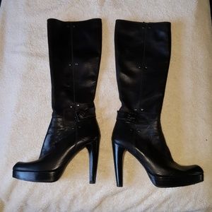 Stuart Weitzman black leather heel boots